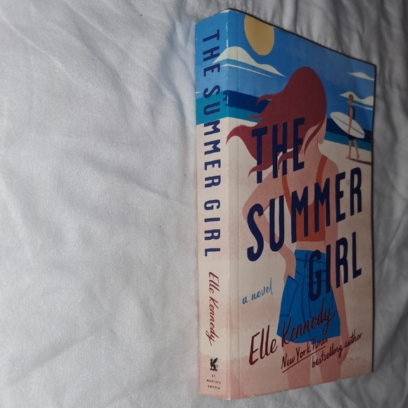 ✨3/$20 The Summer Girl by Elle Kennedy - Picture 6 of 6
